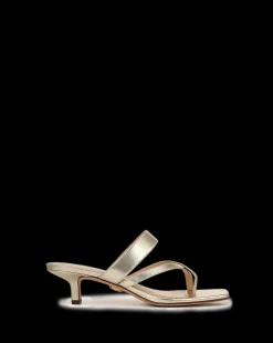 Veronica Beard Sandals><noscript><img width=