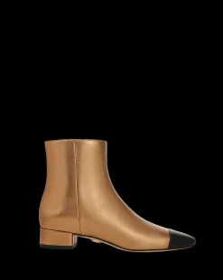 Veronica Beard Boots & Booties><noscript><img width=