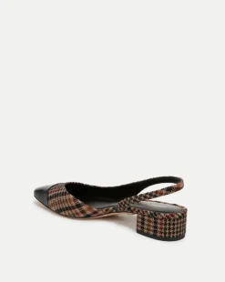 Veronica Beard Flats & Loafers><noscript><img width=