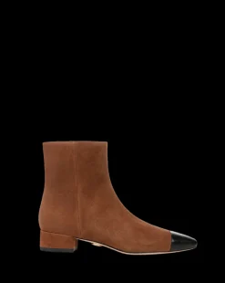 Veronica Beard Boots & Booties><noscript><img width=