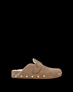 Veronica Beard Flats & Loafers|The Gift Guide><noscript><img width=