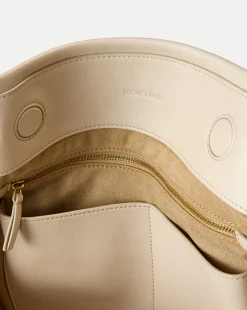 Veronica Beard Shoulder Bags|The Gift Guide><noscript><img width=