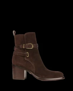 Veronica Beard Boots & Booties><noscript><img width=